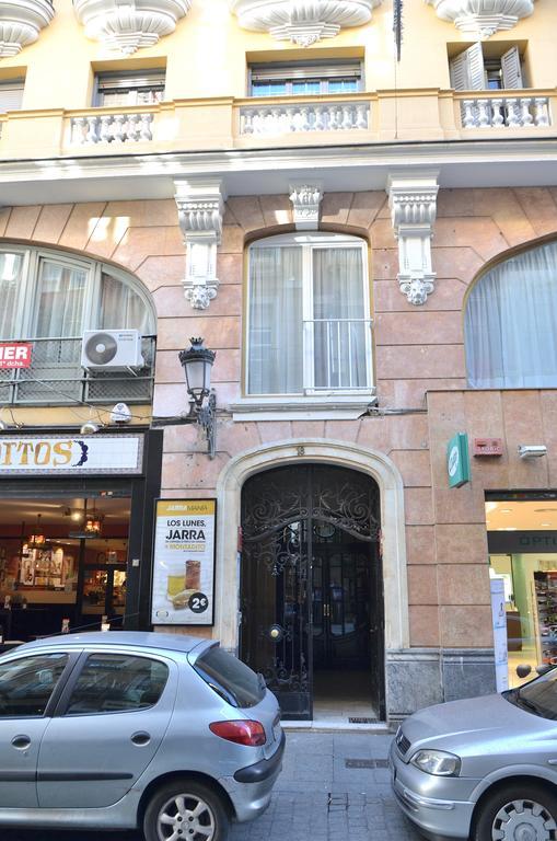 Hostal Alexis Madrid Luaran gambar